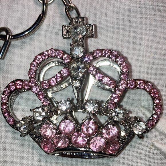 Other - NWOT CROWN KEY CHAIN with clear and pink rhinestones on st $29